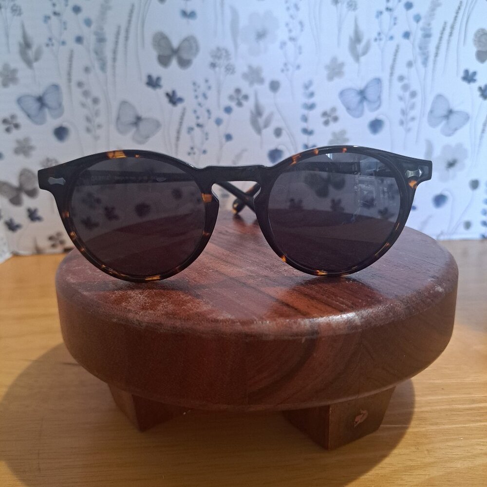 Carfia Round Tortoise sunglasses